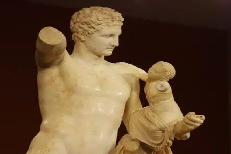 Άγαλμα Ερμή και Διόνυσου στην Ολυμπία: Αρχαίο Αριστούργημα