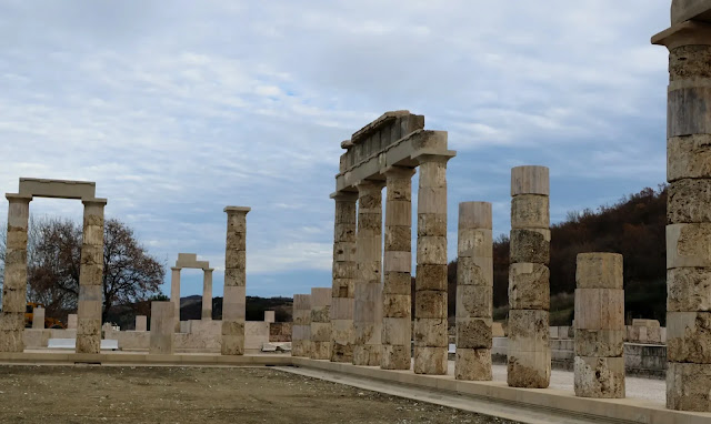 Αρχαία ερείπια στην πόλη των Αιγών, παλαιά πρωτεύουσα της Μακεδονίας.