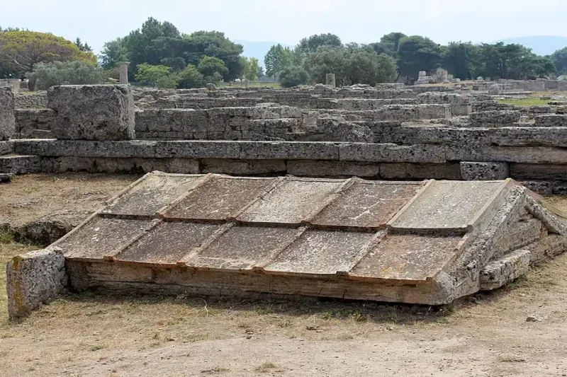 Αρχαίο μέλι στην Ποσειδωνία: Νέα στοιχεία για τις ελληνικές τελετές στη Μεγάλη Ελλάδα
