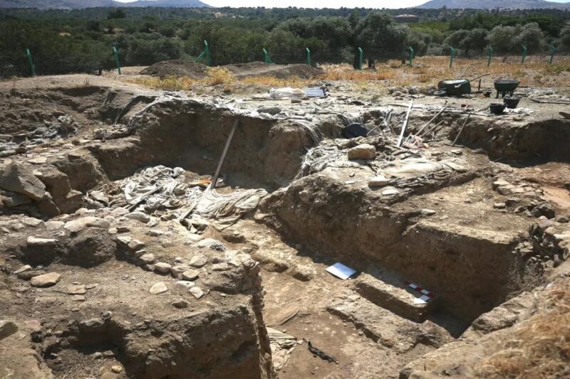 Ανασκαφές στον οικισμό Ουγκούρλου-Ζεϊτινλίκ στην Ίμβρο με σπίτια 8.800 ετών των πρώτων αγροτών του Αιγαίου.