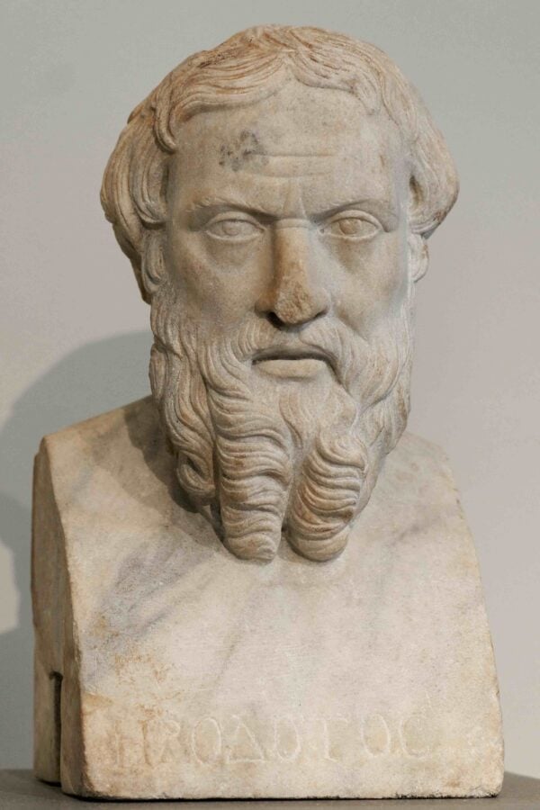 Προτομή του Ηροδότου, πατέρα της ιστορίας, με αρχαία ελληνική επιγραφή