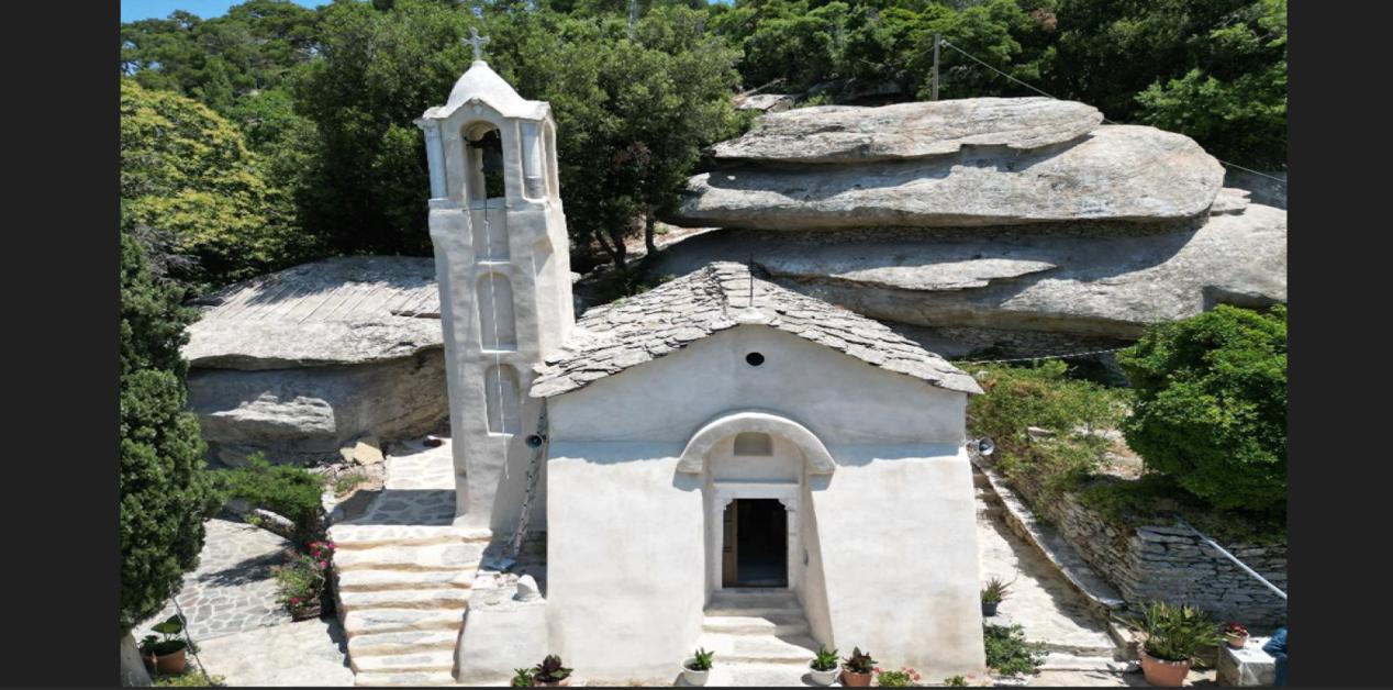 ερά Μονή Οσίας Θεοκτίστης στον Εύδηλο Ικαρίας μετά την αποκατάσταση