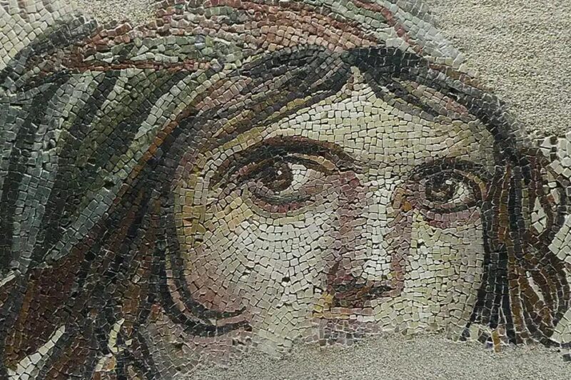Ρωμαϊκό μωσαϊκό «Κορίτσι των Γυφτών» από τη Ζεύγμα στη Γαζίαντεπ