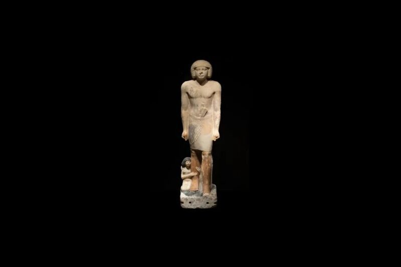 Μοναδικό άγαλμα στη Σακκάρα: Ο Μέσι και η οικογένειά του στην Πέμπτη Δυναστεία