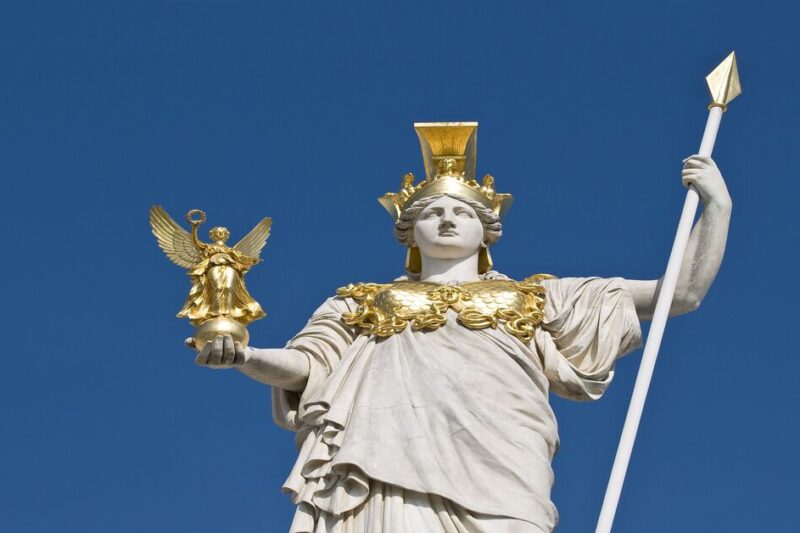 Αθηνά: Οι Παράδοξοι Μύθοι της Θεάς της Σοφίας