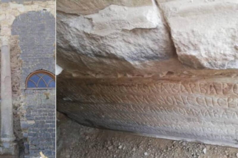 Σύνθετη εικόνα που δείχνει αριστερά την εξωτερική όψη ενός πέτρινου κτιρίου με τοξωτά παράθυρα και έναν ενσωματωμένο κίονα, και δεξιά μια κοντινή λήψη αρχαίας ελληνικής επιγραφής χαραγμένης σε πέτρινη επιφάνεια στο εσωτερικό του ναού.