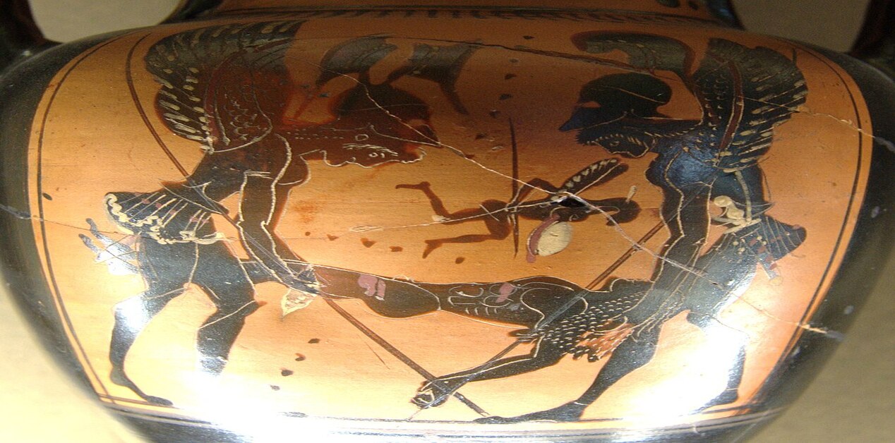 Μελανόμορφη παράσταση αρχαίου ελληνικού αγγείου που απεικονίζει δύο φτερωτές θεότητες, τον Ύπνο και τον Θάνατο, να σηκώνουν και να μεταφέρουν το σώμα ενός νεκρού πολεμιστή.