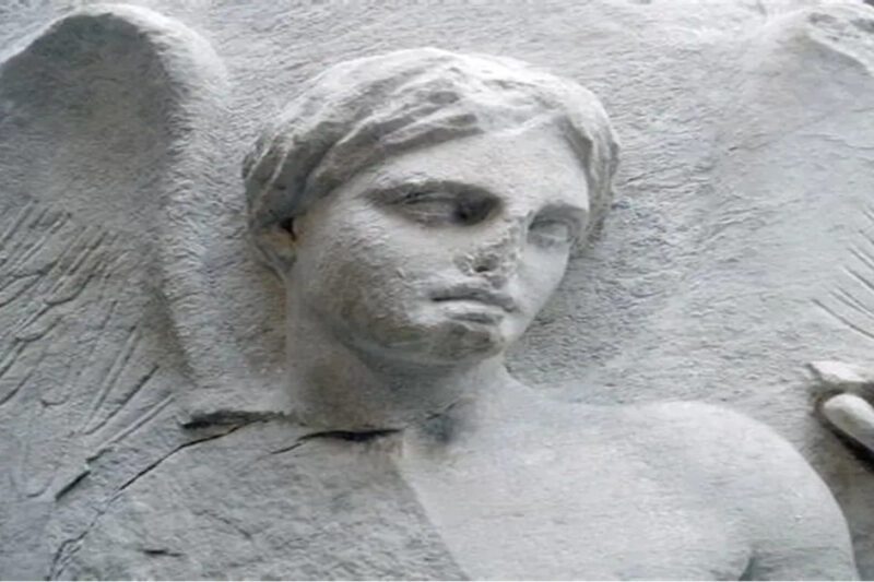 Θεός Θάνατος: Η Αληθινή Προσωποποίηση του Τέλους στη Μυθολογία